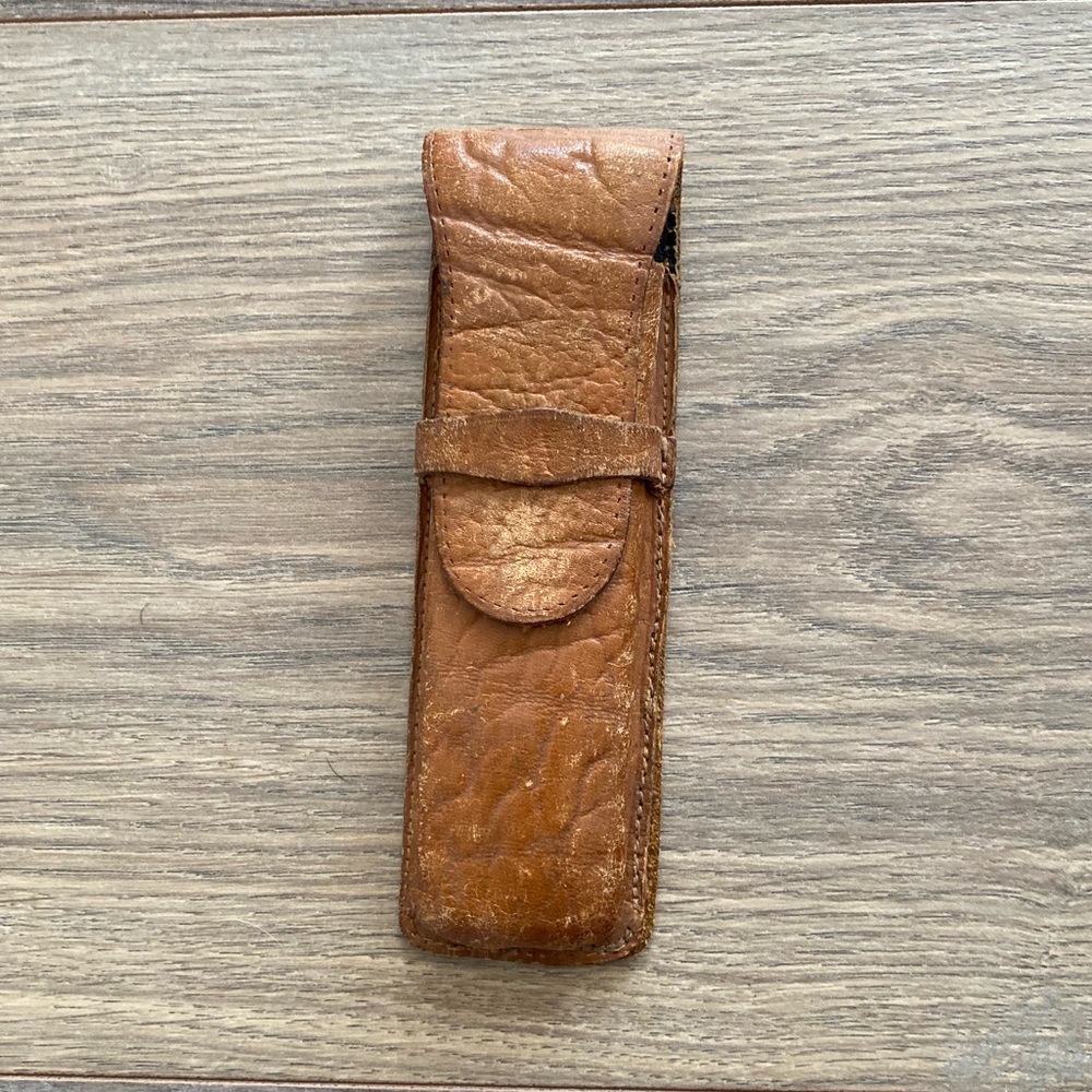 VINTAGE 80’S BROWN LEATHER SHEATH FOR BELT